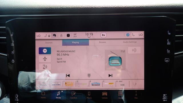 2024 Jeep Wagoneer Base