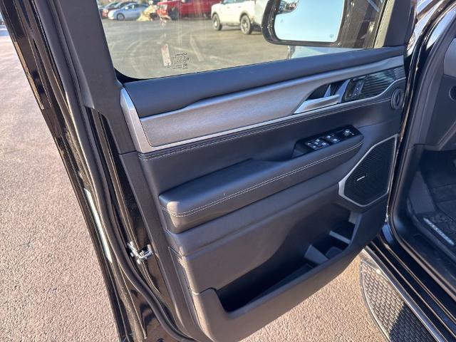 2025 Jeep Wagoneer - $50,861