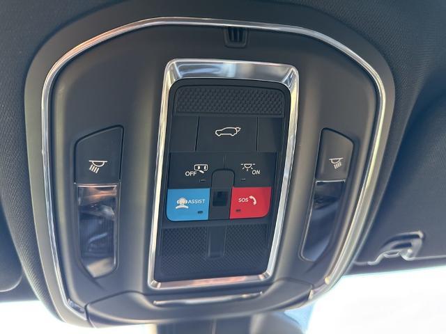 2025 Jeep Wagoneer - $50,861