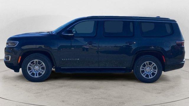 2023 Jeep Wagoneer Base