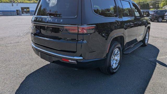 2024 Jeep Wagoneer Base
