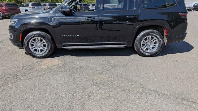 2024 Jeep Wagoneer Base