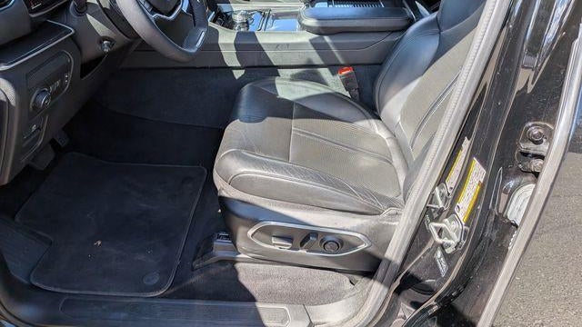 2024 Jeep Wagoneer Base