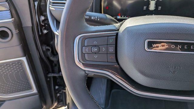 2024 Jeep Wagoneer Base