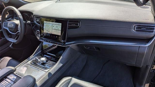 2024 Jeep Wagoneer Base