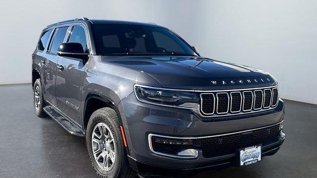 2023 Jeep Wagoneer Base