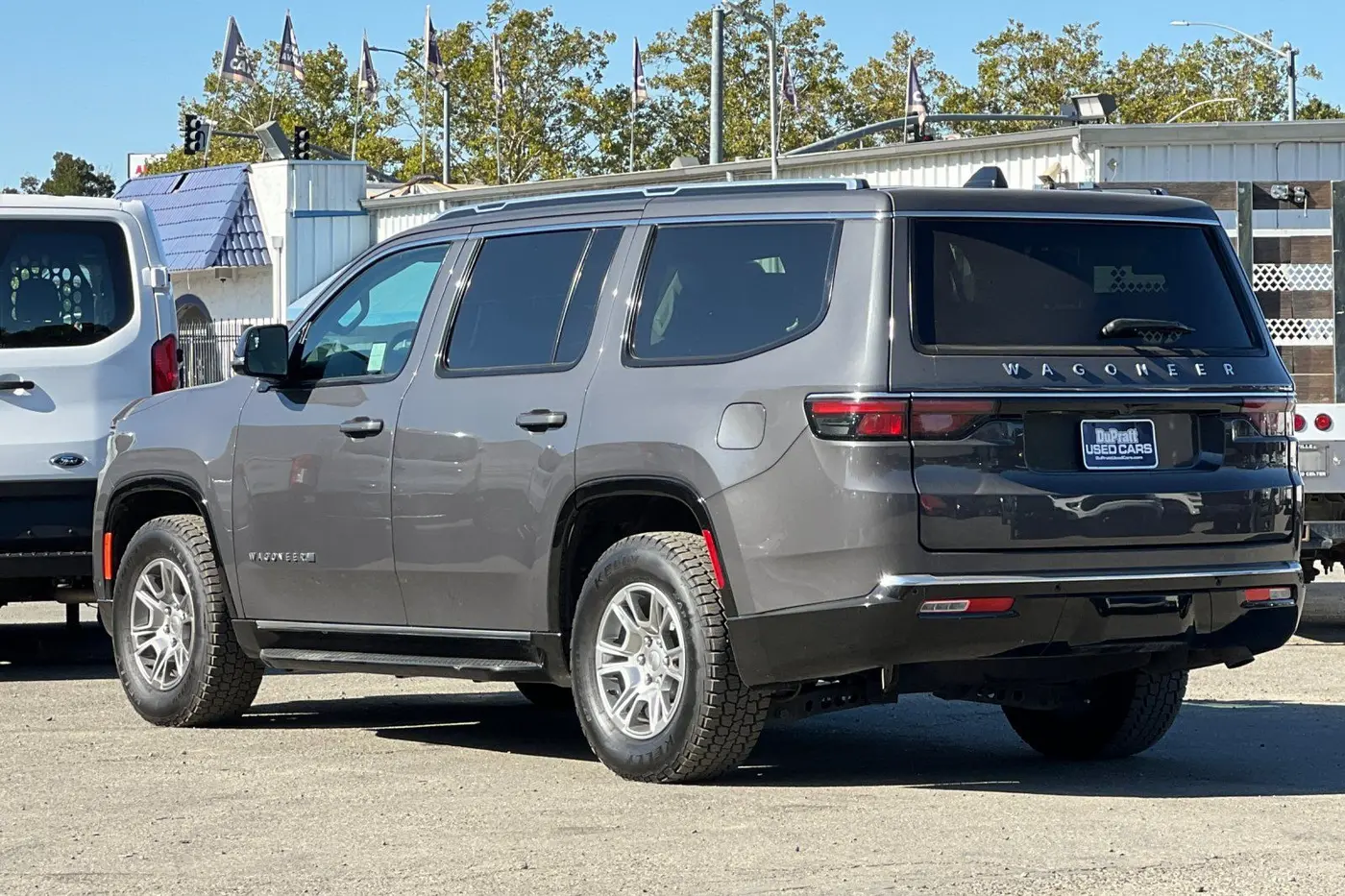2024 Jeep Wagoneer - $42,275