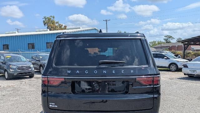 2025 Jeep Wagoneer Base
