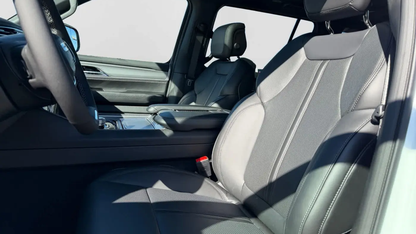 2026 Jeep Grand Wagoneer Upland