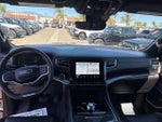 2023 Wagoneer Thumbnail 12