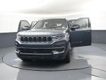 2023 Wagoneer Thumbnail 8
