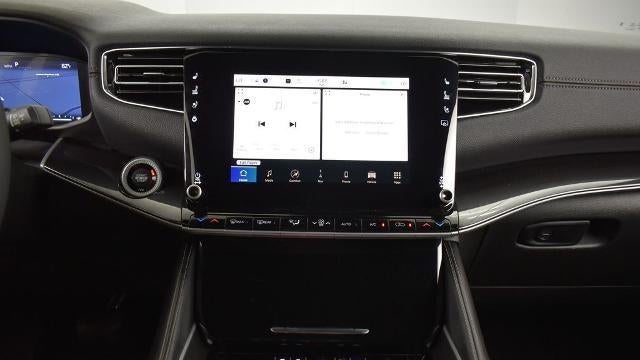 2023 Jeep Wagoneer Base