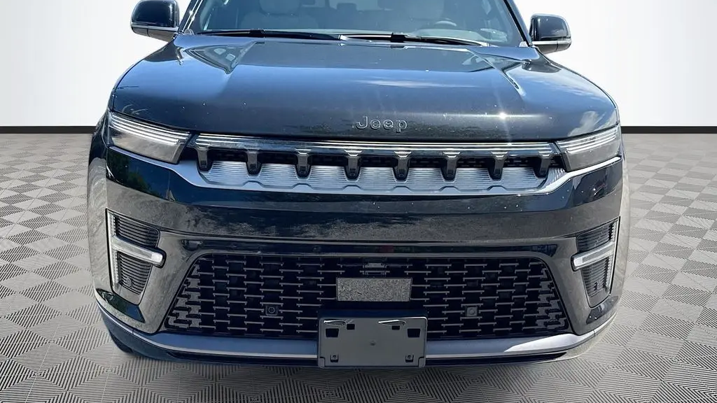 2026 Jeep Grand Wagoneer Upland