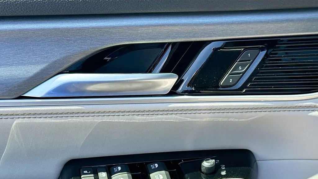 2026 Jeep Grand Wagoneer Upland