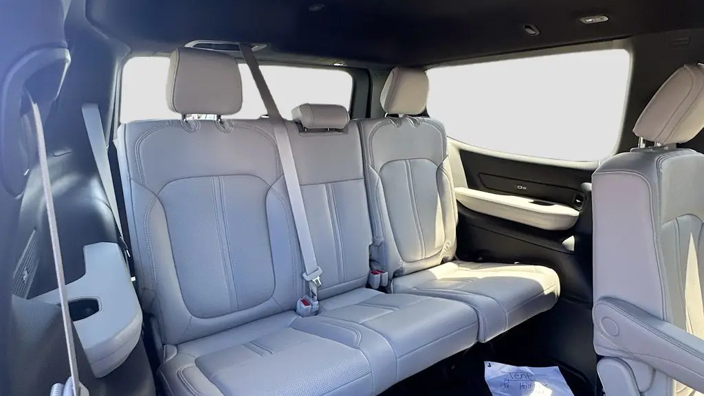 2026 Jeep Grand Wagoneer Upland