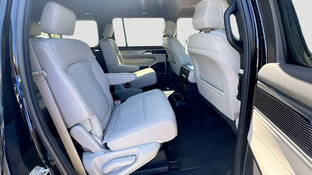 2026 Jeep Grand Wagoneer Upland