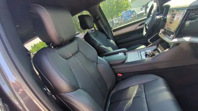 2026 Jeep Grand Wagoneer Upland