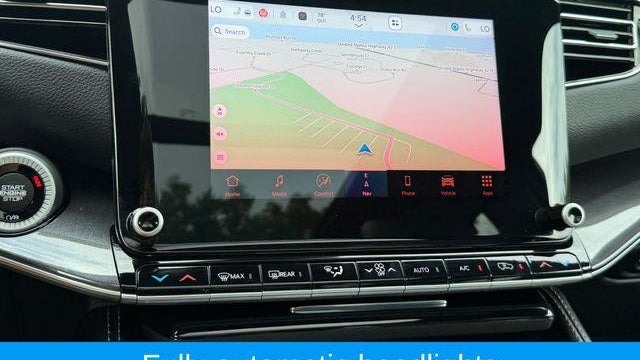 2023 Jeep Wagoneer Base
