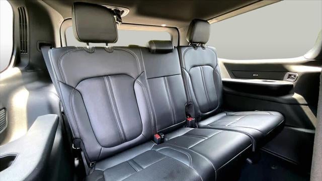2025 Jeep Wagoneer Base