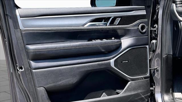 2025 Jeep Wagoneer Base