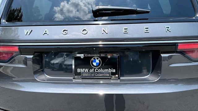 2025 Jeep Wagoneer Base
