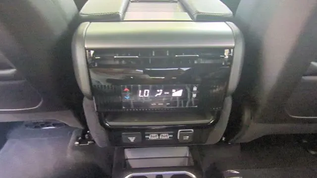 2026 Jeep Grand Wagoneer Upland