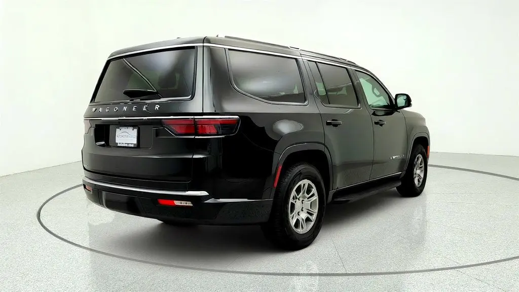 2023 Jeep Wagoneer Carbide