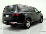 2023 Wagoneer Thumbnail 5