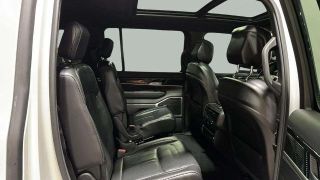 2022 Jeep Wagoneer Series I