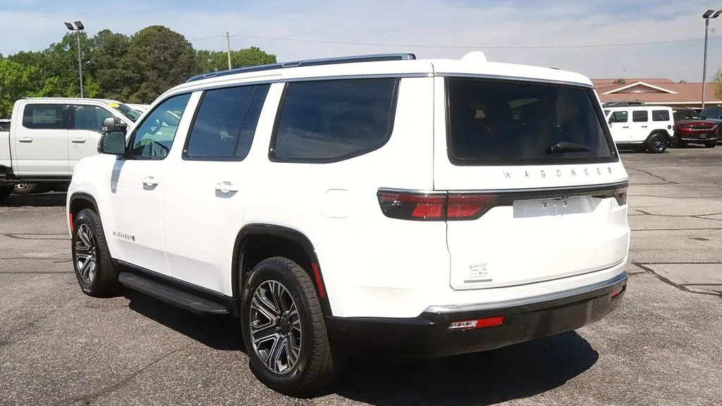 2023 Jeep Wagoneer Carbide