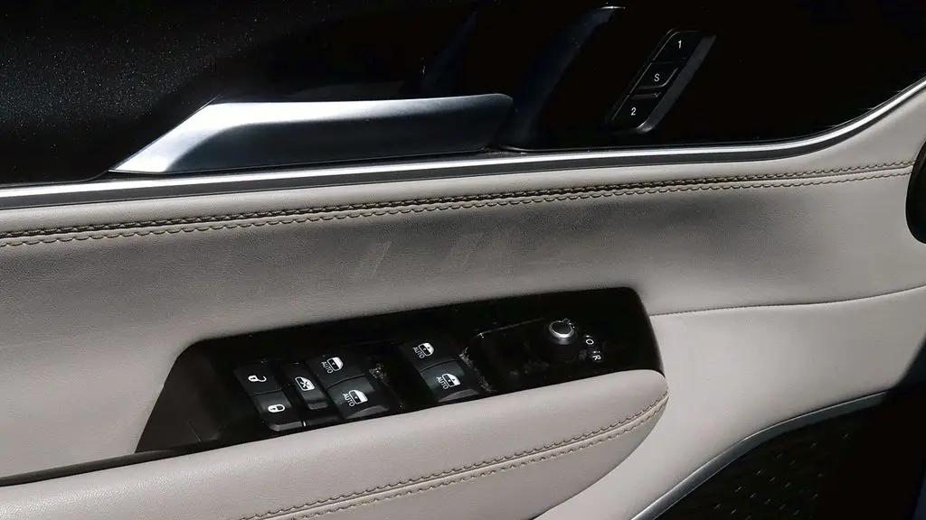 2023 Jeep Wagoneer Carbide