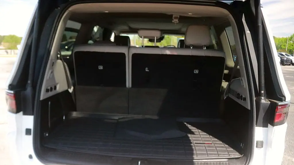 2023 Jeep Wagoneer Carbide
