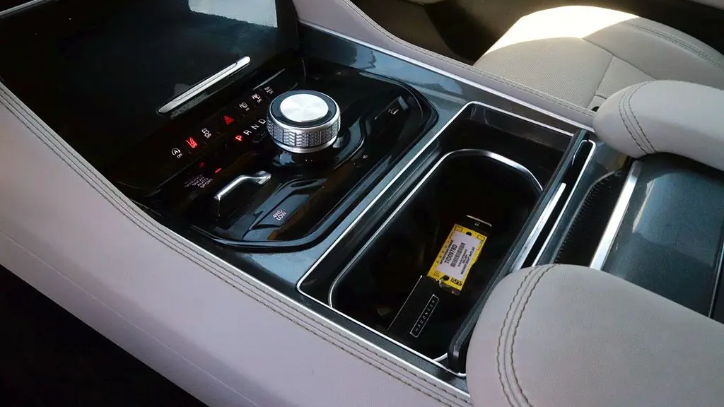 2023 Jeep Wagoneer Carbide