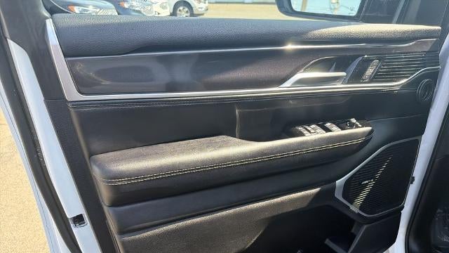 2023 Jeep Wagoneer Carbide