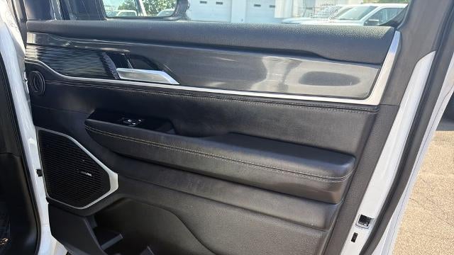 2023 Jeep Wagoneer Carbide