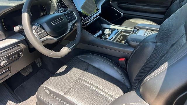 2023 Jeep Wagoneer Carbide