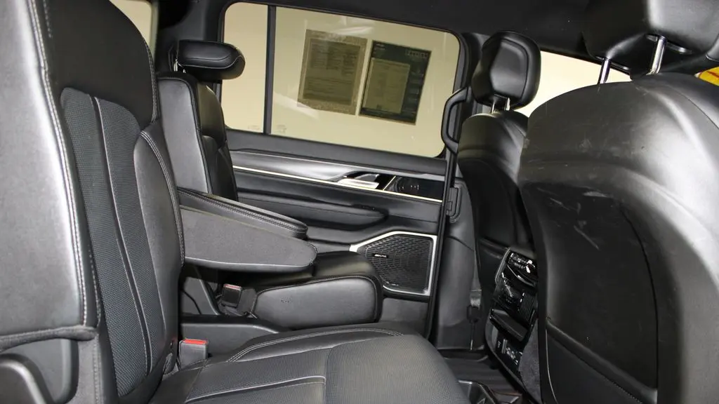 2024 Jeep Wagoneer Series II