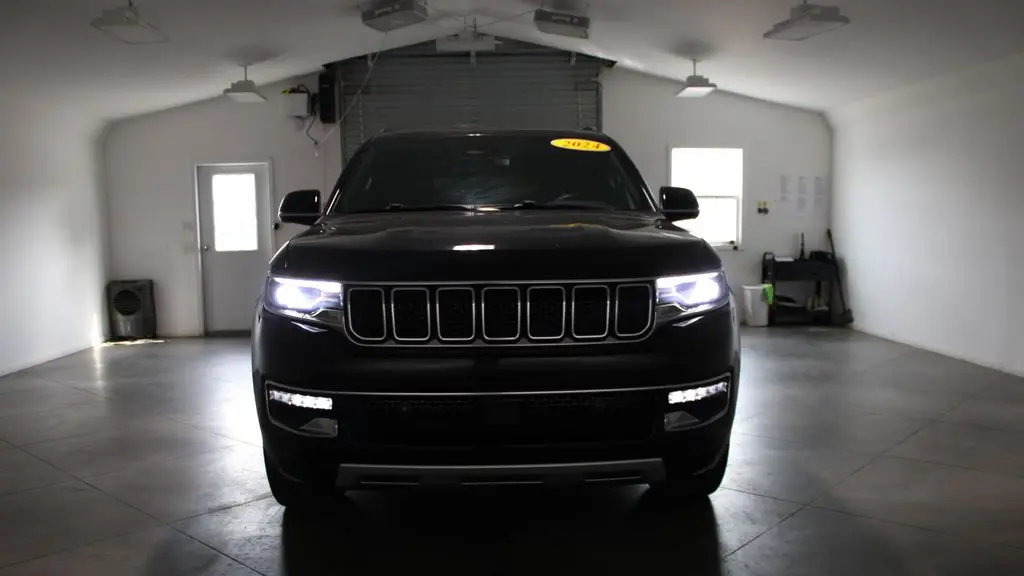 2024 Jeep Wagoneer Series II