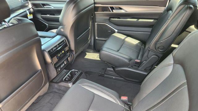 2025 Jeep Wagoneer Series II
