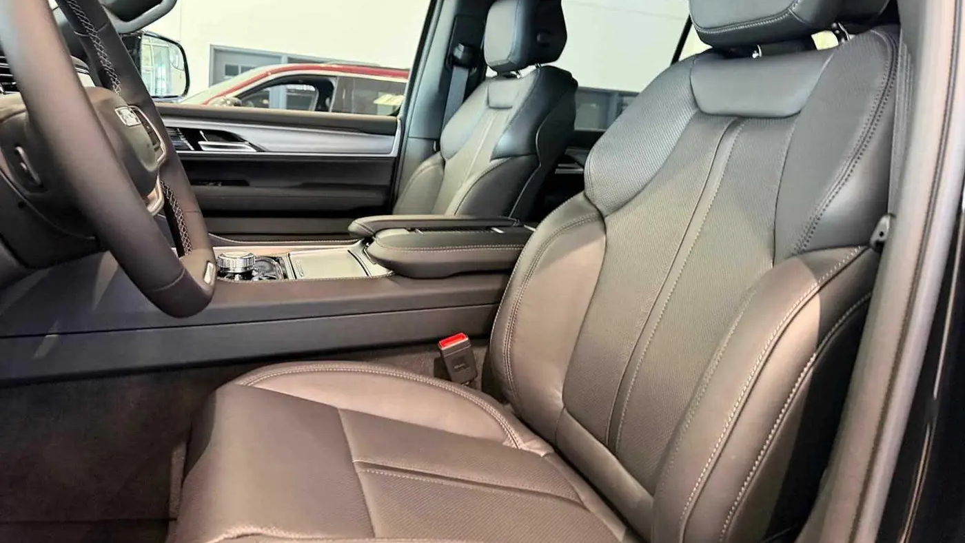 2026 Jeep Grand Wagoneer Limited Altitude