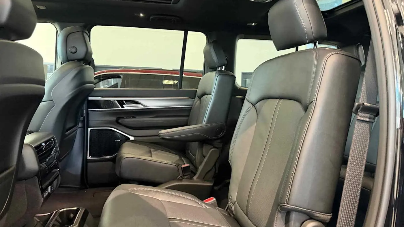 2026 Jeep Grand Wagoneer Limited Altitude