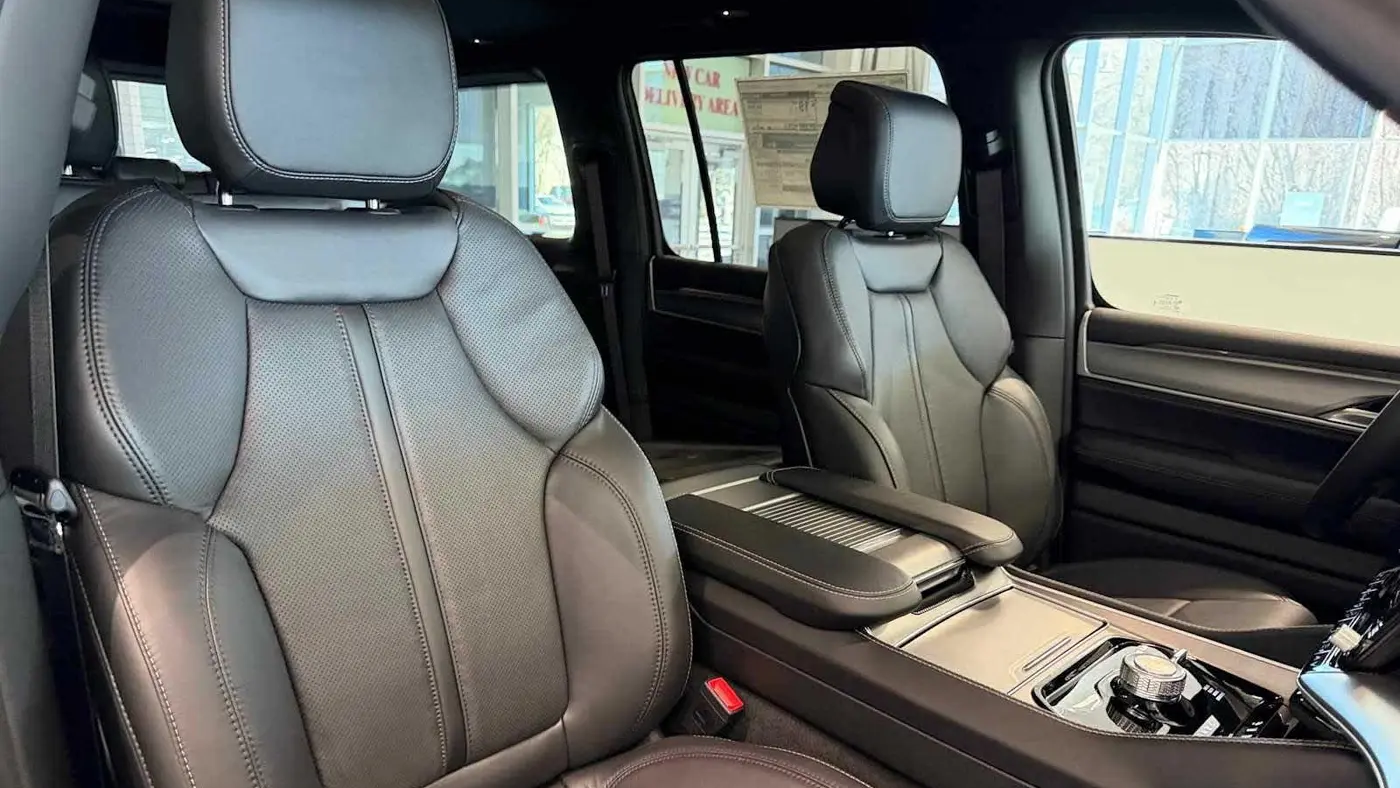 2026 Jeep Grand Wagoneer Limited Altitude
