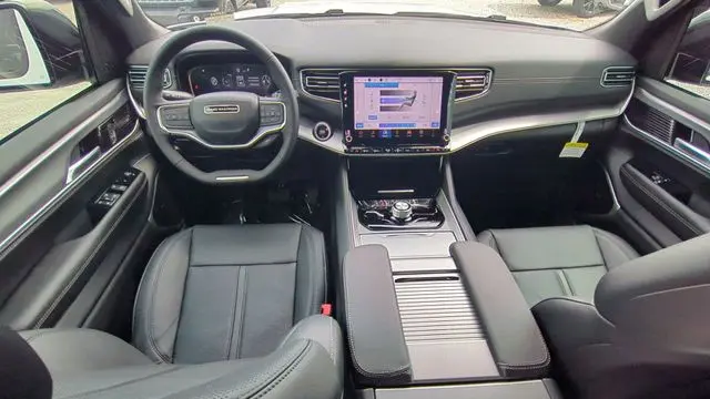 2026 Jeep Grand Wagoneer Limited Altitude