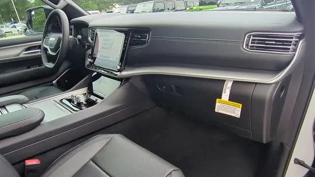 2026 Jeep Grand Wagoneer Limited Altitude
