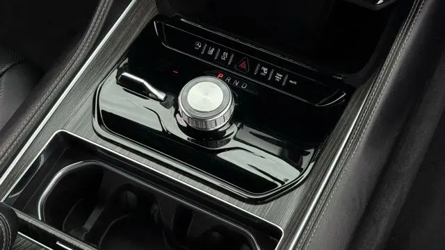 2023 Jeep Wagoneer Carbide
