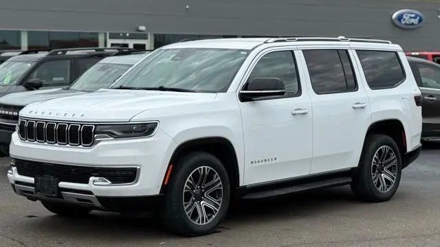 2023 Jeep Wagoneer Carbide