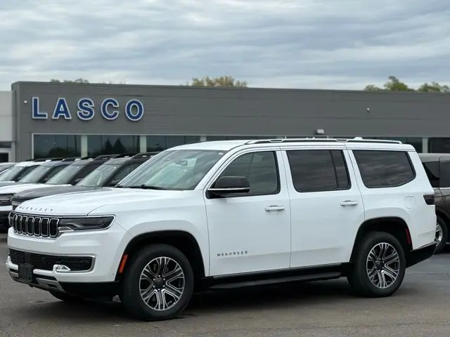 2023 Jeep Wagoneer