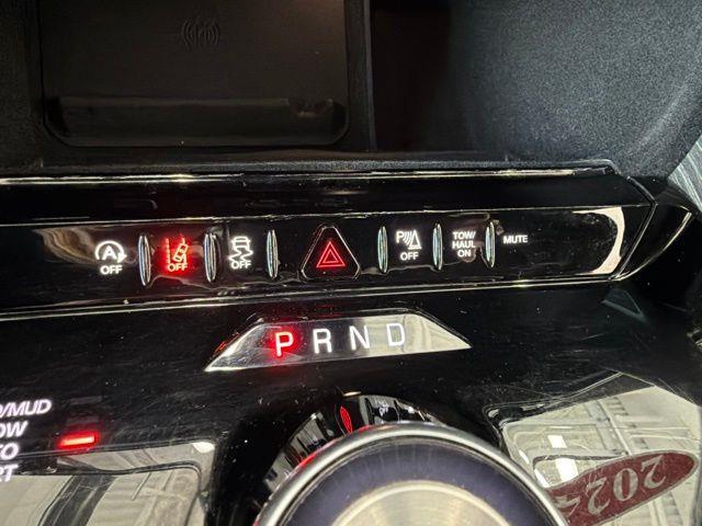 2024 Jeep Wagoneer - $41,235