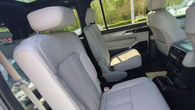 2026 Jeep Grand Wagoneer Limited Altitude