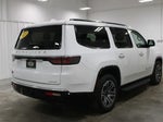 2023 Wagoneer Thumbnail 8